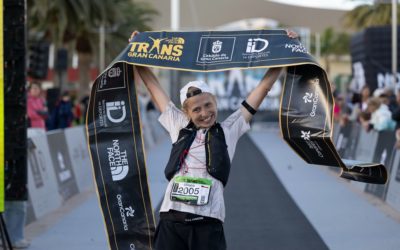 Tereza Hudcova arrasa y Julen Calvó se lleva un triunfo ‘in extremis’ en la modalidad Advanced de la The North Face Transgrancanaria 2026